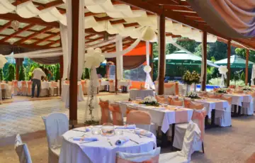 Restoran una 872x610