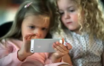 Djeca telefonjpeg