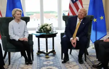 Trump i Ursula Von der Leyen/ Reuters