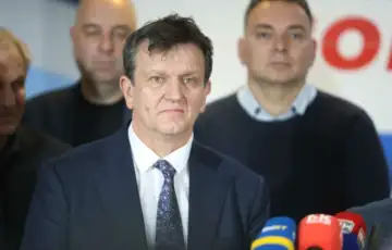 Branko Blanusa SDS prijevremeni izbori RS foto M jakovljevic ringier 5 872x610