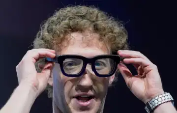 Mark Zuckerberg Apple Meta AR naocale