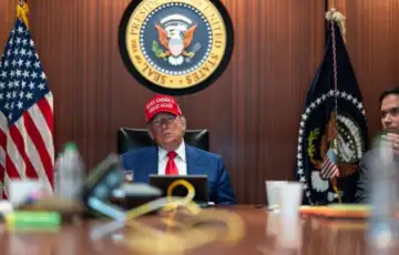 Donald trum 11 Pamflet