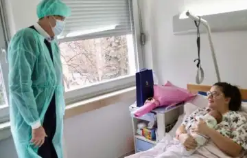 Gradonacelnik avdic posjetio prvorodjenu bebu u sarajevu u 2026 godini fdsdgdfhfghgf 6957a8eddd9bb