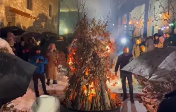 Bozic Badnje vece hrast 2026