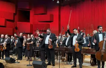 100 romskih violina 872x610