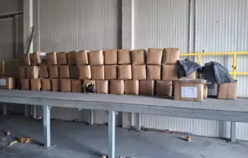 Oduzeta roba jakne UAE