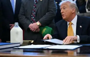 Donald Trump 01 al ain