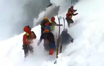 Lavina planinari 872x610