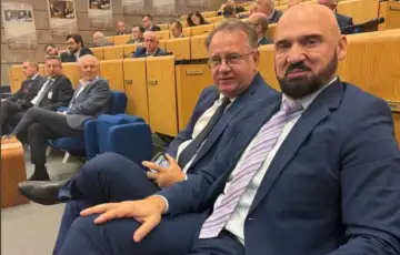 Nermin Niksic Ramo Isak