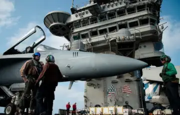 Nosac aviona sad americki