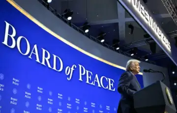 Donald Trump predstavlja Odbor za mir u Davosu