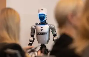 Humanoidni robot stize u Bi H