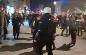 Protesti u Novi Sad 02