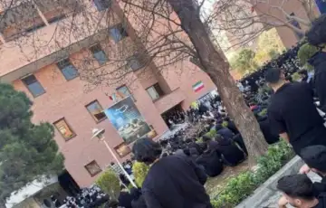 Studenti Iran protesti 02