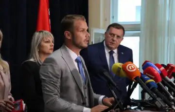 Dodik i stanivukovic 88