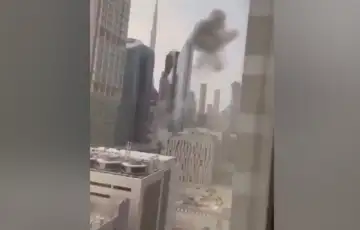 Dubai 03 dron pogodio zgradu u finansijskom centru Dubaija