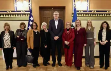 Grad sarajevo fnansijski podrzao sigurne kuce u bih avdic sigurne kuce 69b971c0ef088