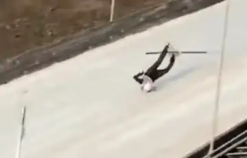 Italijanski skakac dozivio tezak pad 872x596