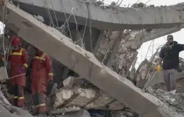 Iran 03 Pogodena zgrada u Teheran