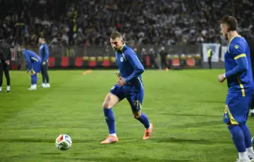 Bi H italija edin dzeko 03