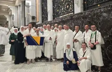 Mekka umra 04 Hodocasnici u Mekki proslavili plasman Bi H na Mundijal