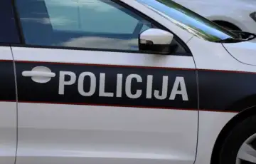 policija