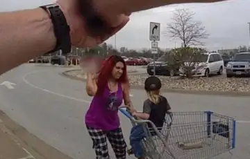 Policija u SAD ubila zenu jer je nozem napala dijete u prodavnici