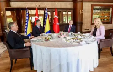 Recep Tayyip Erdogan zeljko komsic denis becirovic zeljka cvijanovic   Clanovi Predsjednistva Bi H na dorucku s Erdoganom