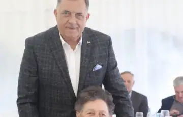 dodik i majka