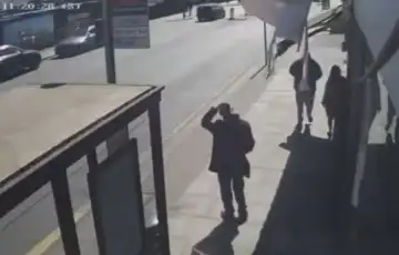 London jevreji izbodeni autobuska stanica