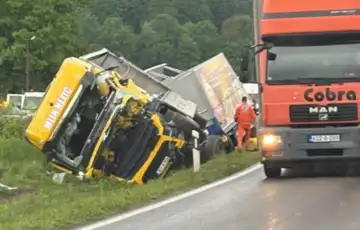 Kamion nesreca 872x556