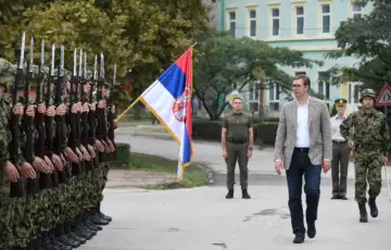 Srbija vojska vucic