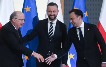 Poljska