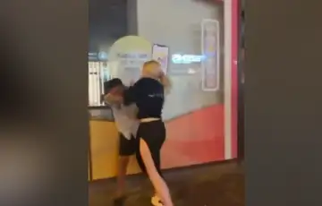 Djevojka brutalno pretukla Filipinca u strogom centru Zagreb