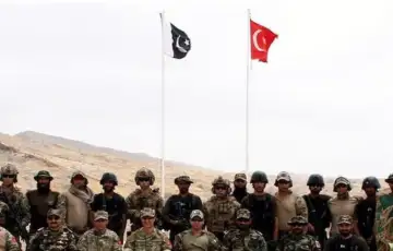 Turska i pakistanska vojska