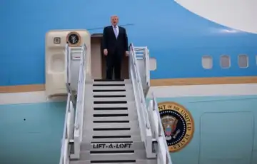 Trump peking