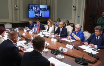 nsrs i ruski poslanici