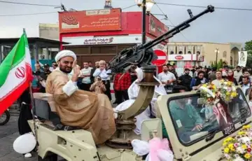 Iran 05 koristi zene Ruzicaste rakete