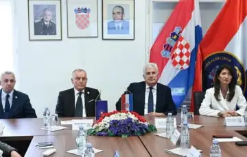 Covic u zagrebu s hrvatskim generalima
