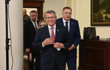 Michael Flynn i Dodik/ x