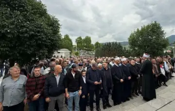 Dzenaza Sejdi Beslic Halidovoj supruzi