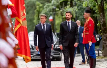 Macron i Milatovic crna gora