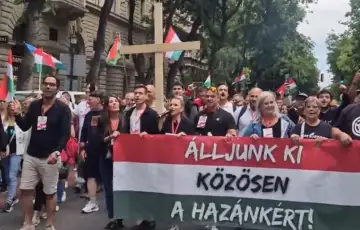 Mađarska protesti