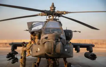 Sad apache helikopter