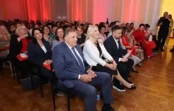 Dodik zeljka cvijanovic kandidat snsd a za predsjednistvo bih fdgfhgfjghk 6a2d47ce507f0