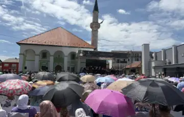 Azizija džamija u Orašju:/ Mina
