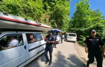 Kontrole na Tari: Crnogorska policija