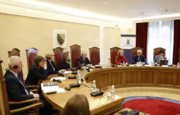 Ustavni sud 1782723913