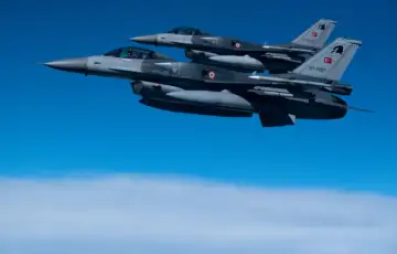 Turski F16