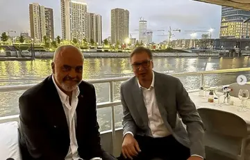 Edi rama aleksandar vucic protesti srbija albanija